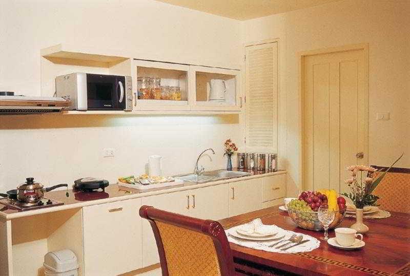 Lk Pavilion Executive Serviced Apartment Pattaya Buitenkant foto