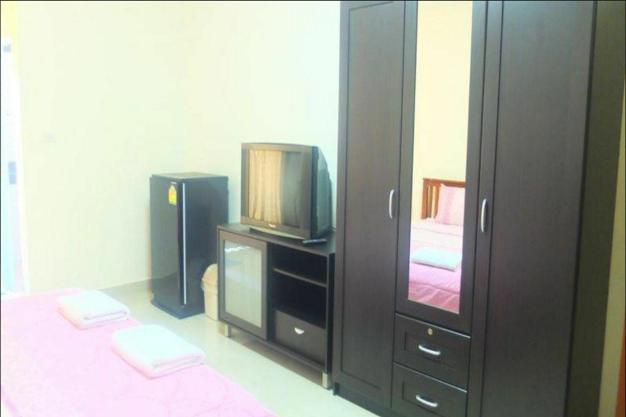 Lk Pavilion Executive Serviced Apartment Pattaya Buitenkant foto