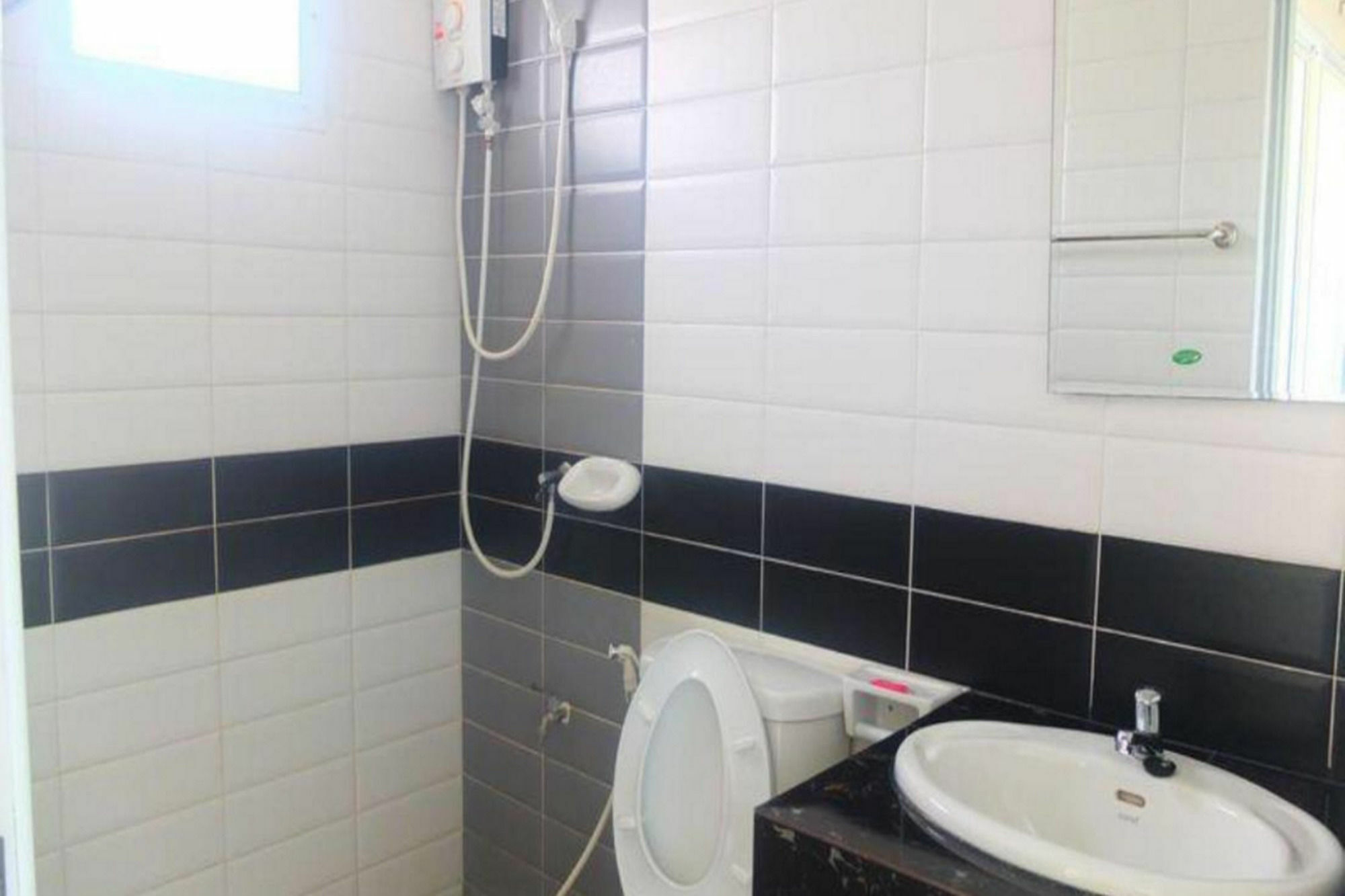 Lk Pavilion Executive Serviced Apartment Pattaya Buitenkant foto